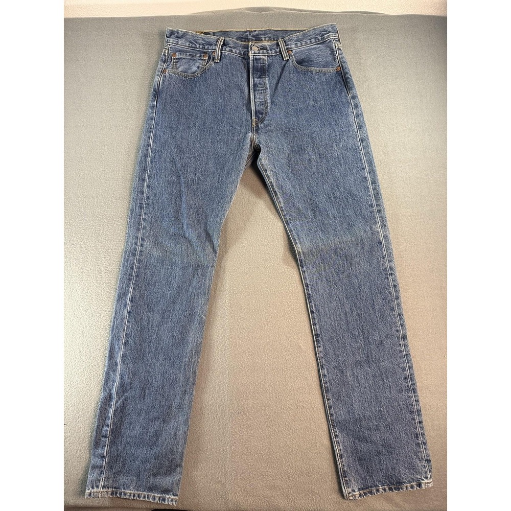 Levi's 501 Jeans Mens 34x31 Med Wash Blue Regular Straight Button Fly Denim